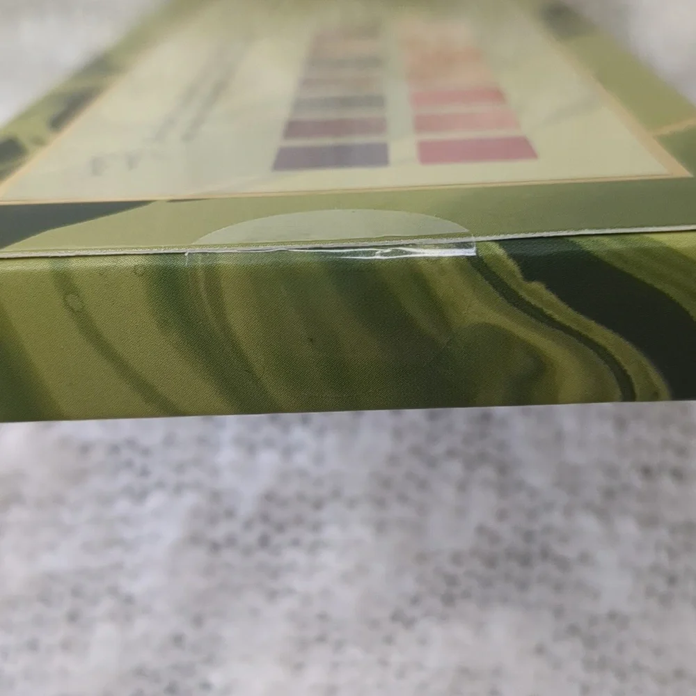 Laura Geller Seasonless Staples Eyeshadow Palette in Desert Dreams, 14g/0.49oz